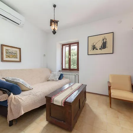 Appartamento Old Istrian House With Jacuzzi *