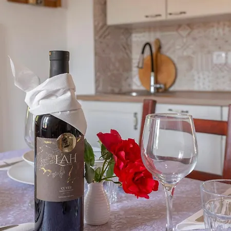 Old Istrian House With Jacuzzi * Копер
