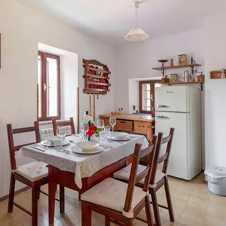 Appartamento Old Istrian House With Jacuzzi