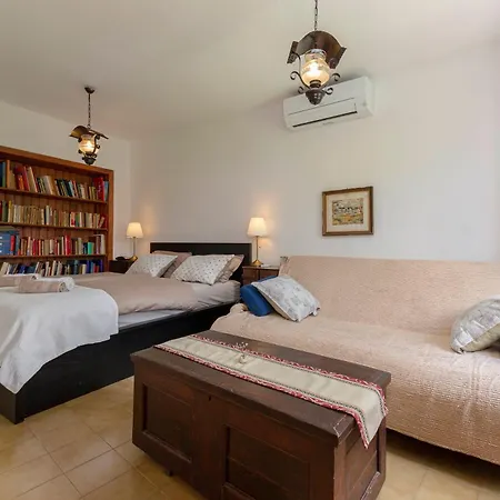 Appartamento Old Istrian House With Jacuzzi *
