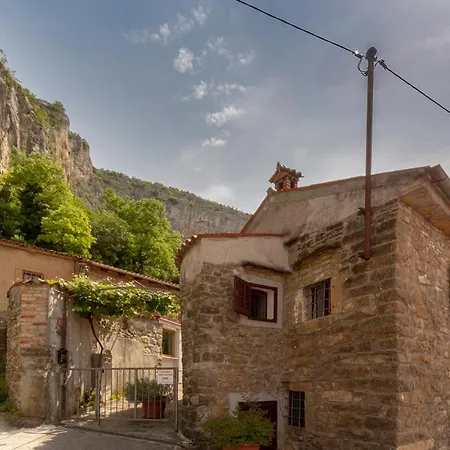 Apartman Old Istrian House With Jacuzzi