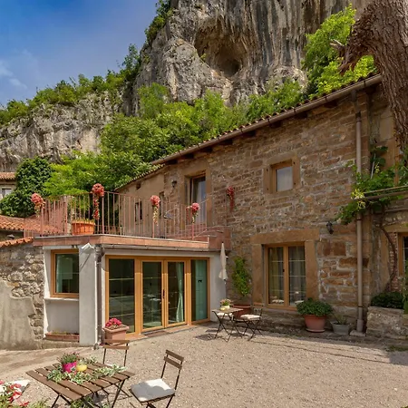 Appartamento Old Istrian House With Jacuzzi Capodistria